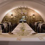 Hotel Zámek Poruba *